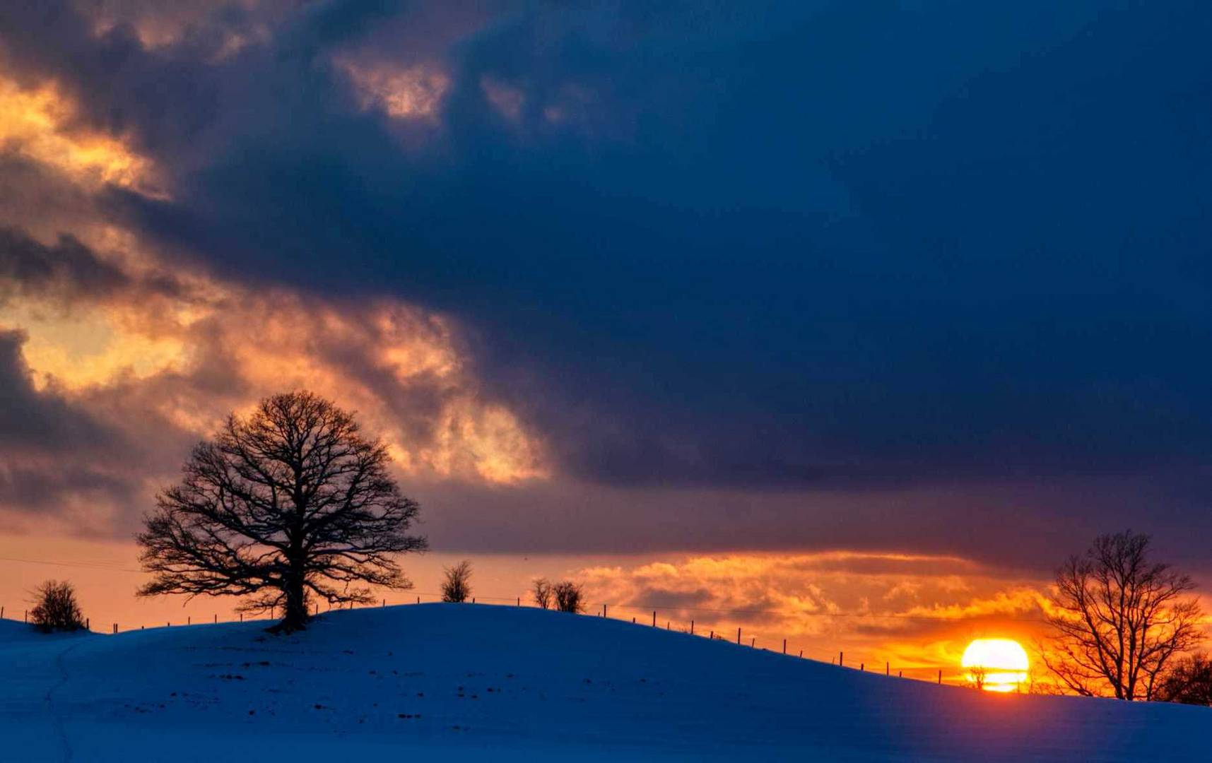 Wolkenstimmung bei Sonnenuntergang