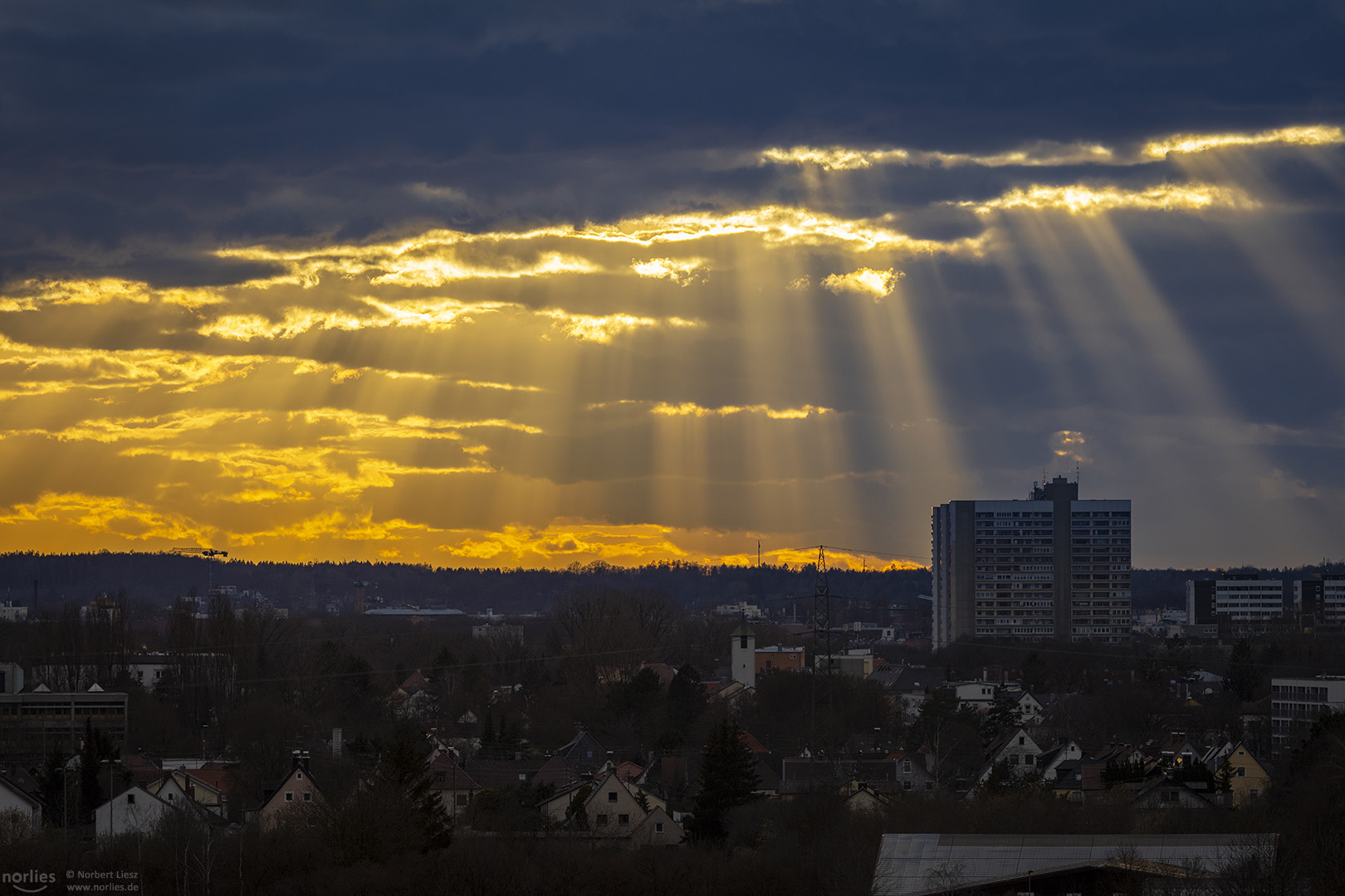 Wolkenstimmung Schwabencenter