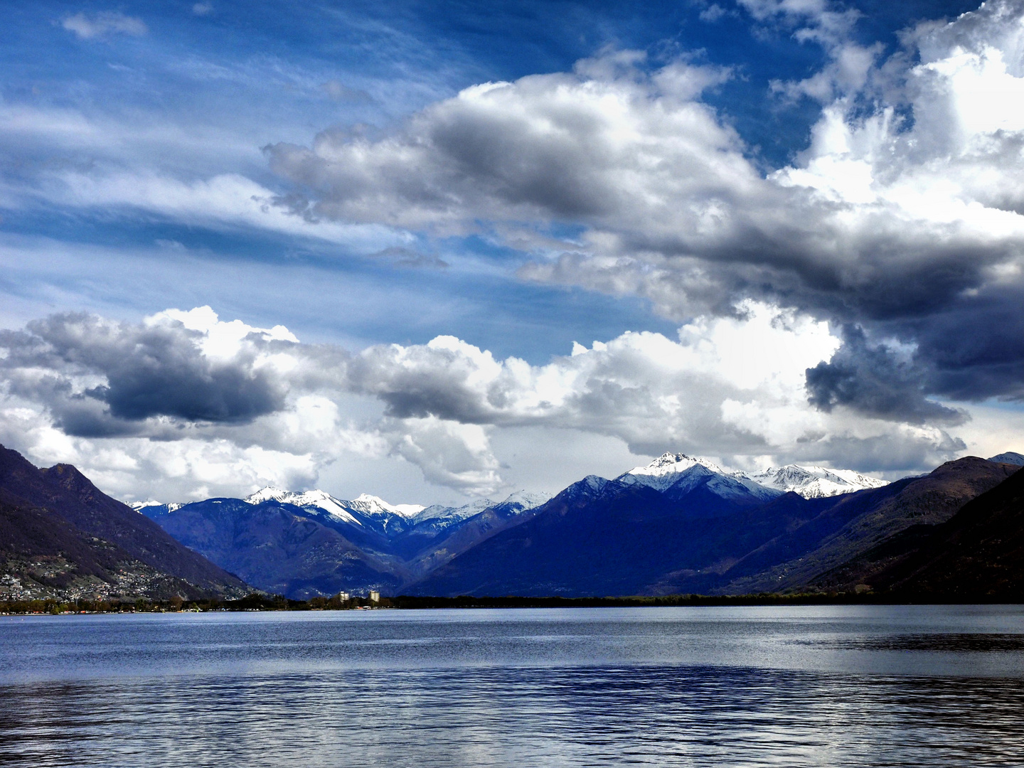 Wolkenstimmung über dem Lago Maggiore