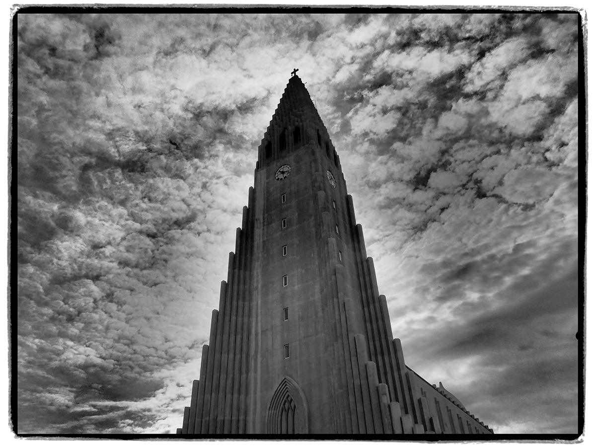 Wolkenstimmung über der Hallgrimskirkja