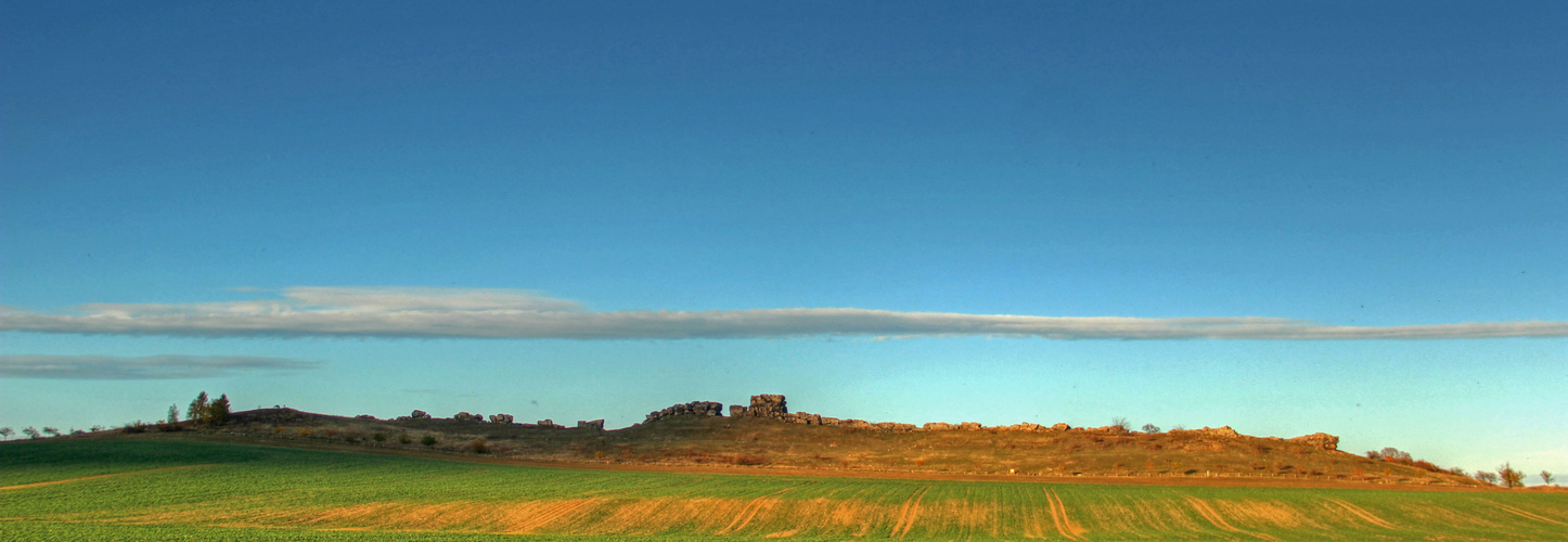 Wolkenstraße über der Teufelsmauer