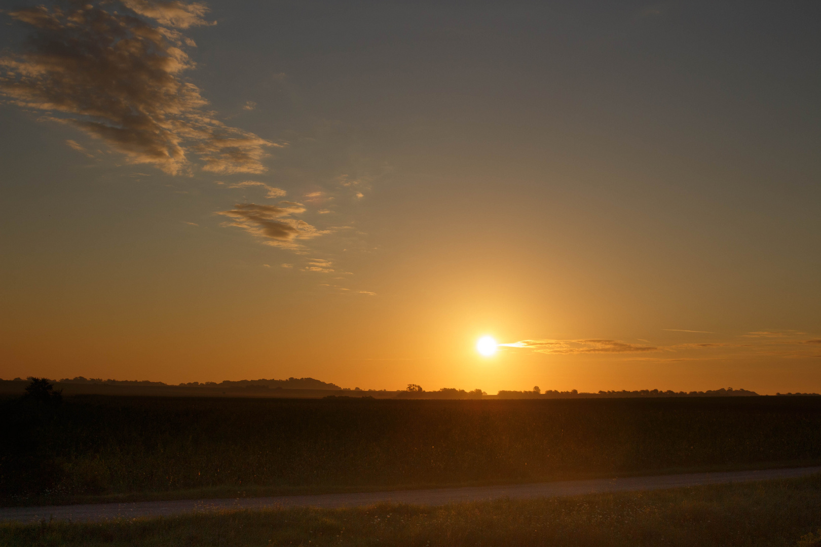 Wolkenstraße zur Sonne gerichtet