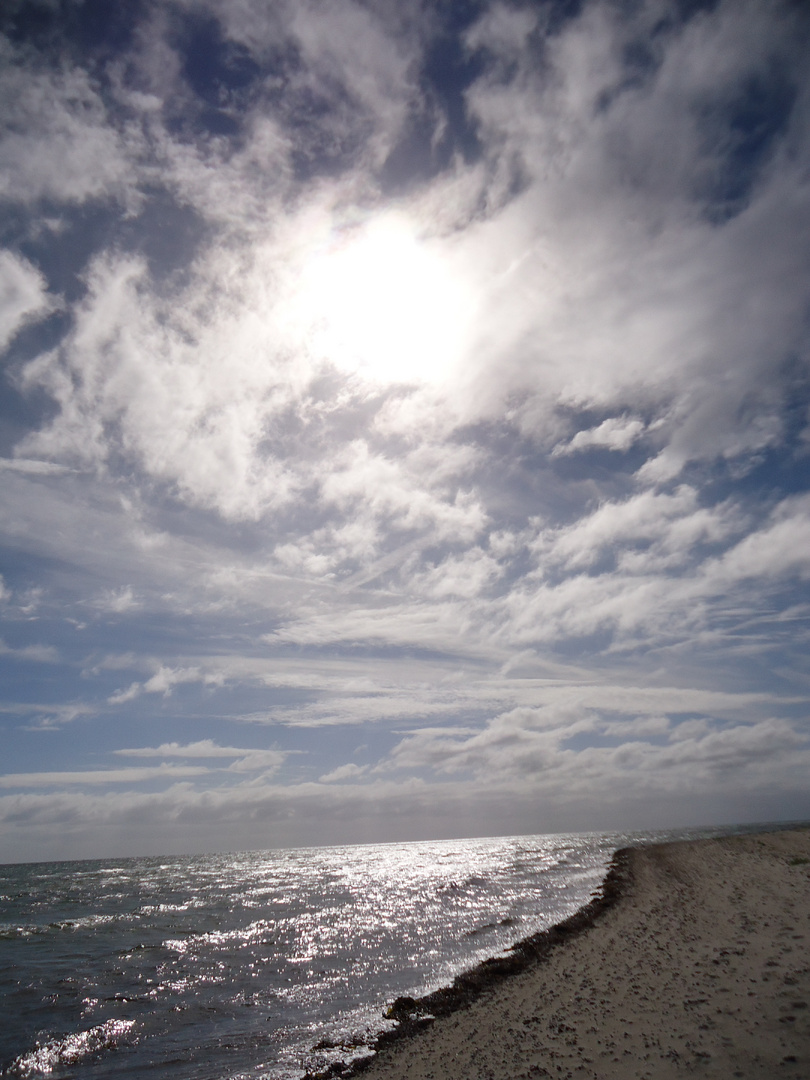 Wolkenstrudel überm Glitzermeer