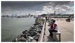 Wolkentag in Warnemünde