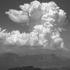 Wolkenturmbau über dem Pendling und dem Inntal