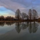 Wolkenvorhang am Weiher