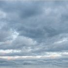 Wolkenwand über dem Jura