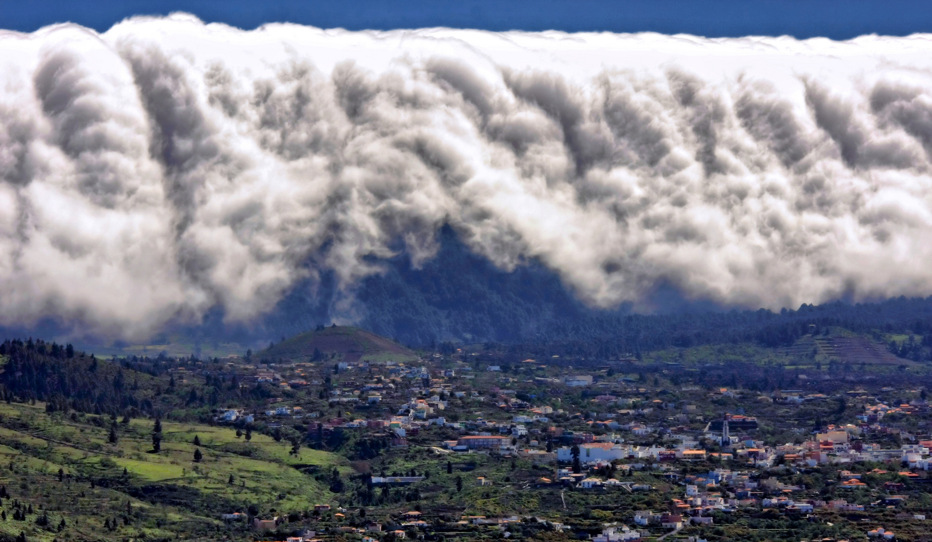 Wolkenwasserfall