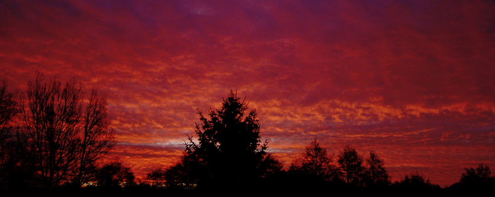 Wolkenzauber im Sonnenaufgang