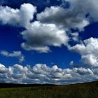 Wolkenzug und blauer Himmel