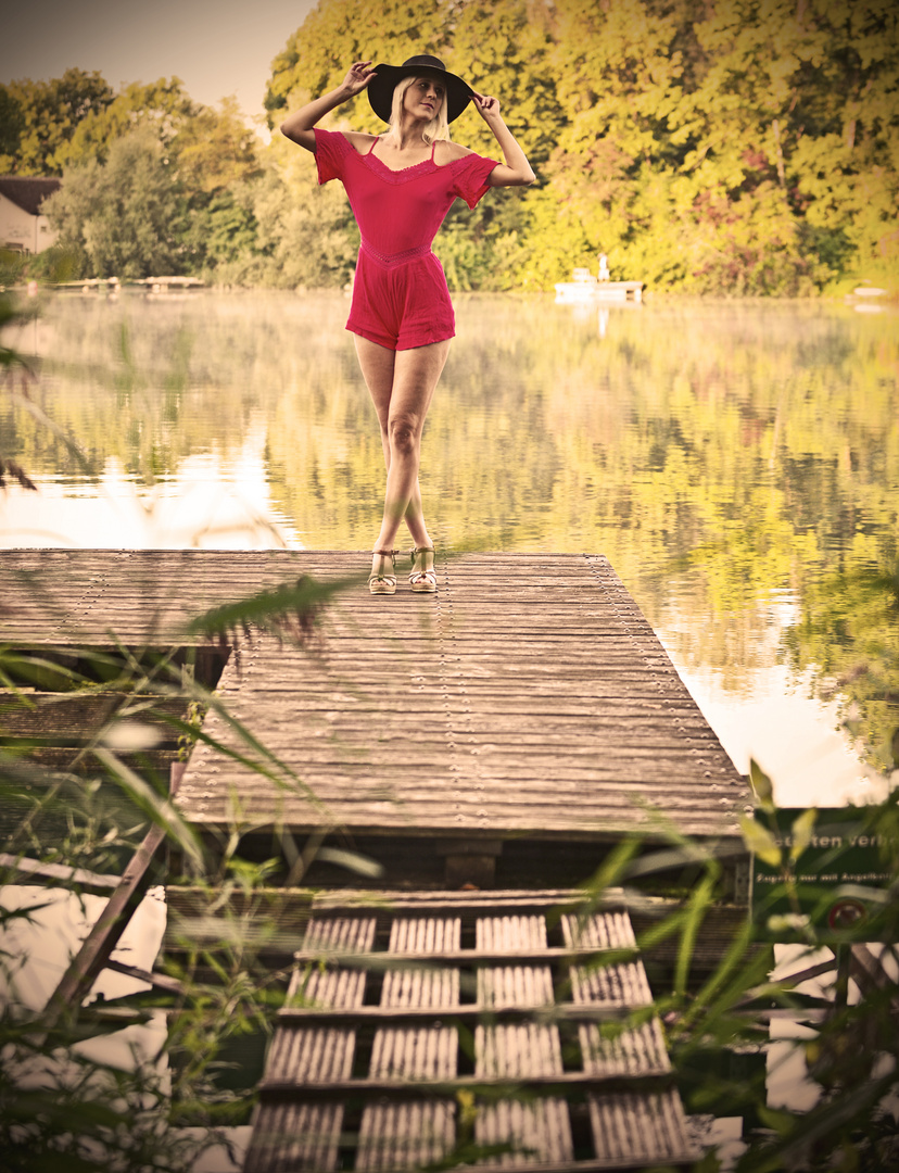 Women in red