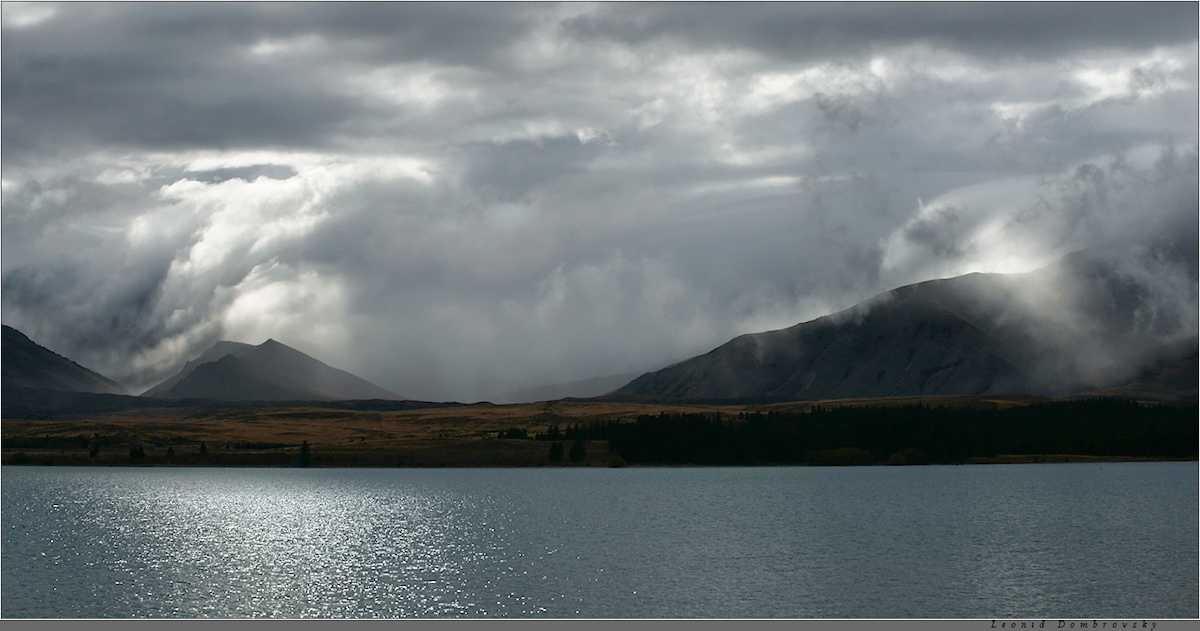 Wonderful light over the lake Tekapo