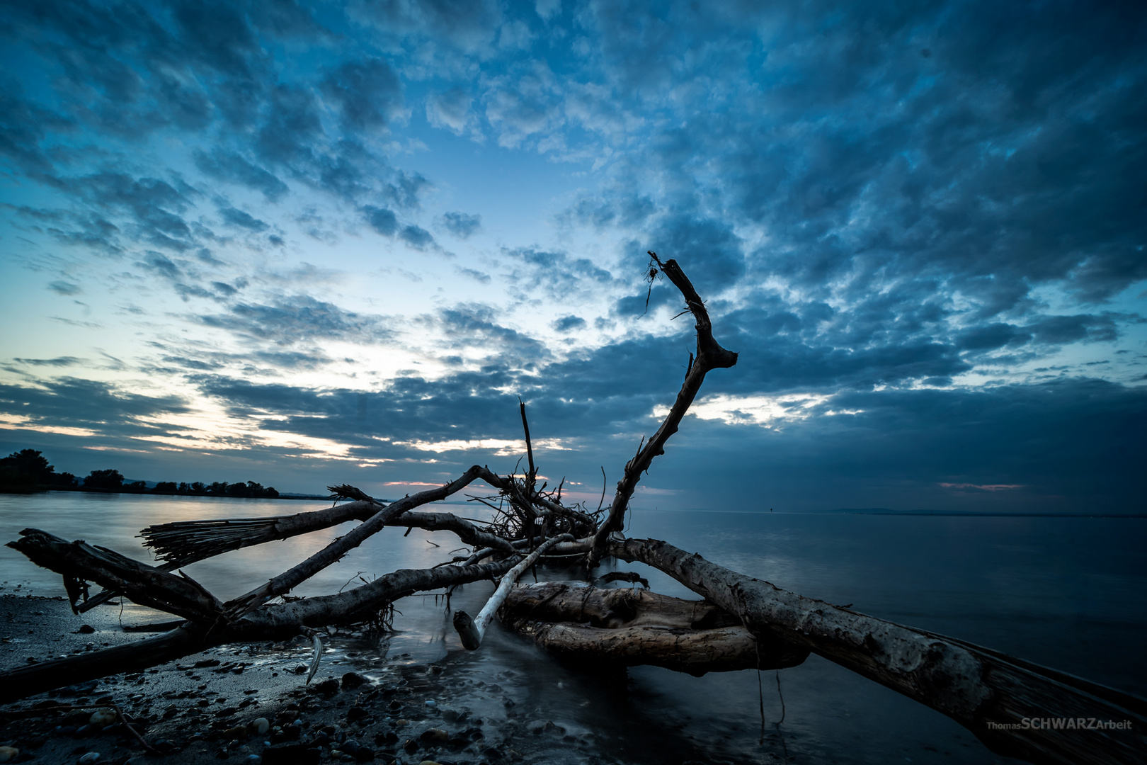 wood/lake ....