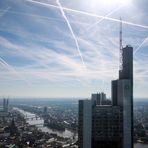 Woran erkennt man, daß Frankfurt einen Flughafen hat ??