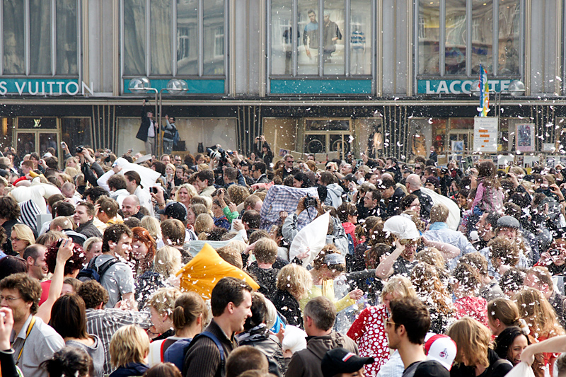 World Pillow Fight Day 2009 Cologne II