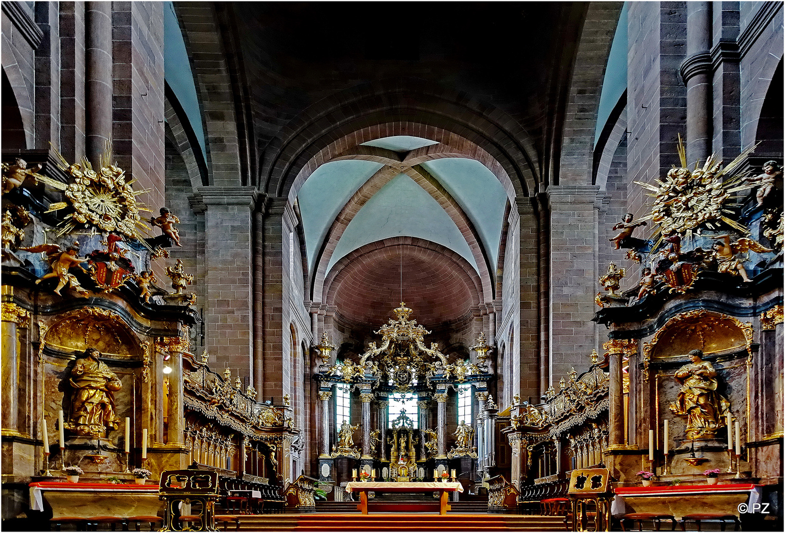 Wormser Dom Blick auf den Hochaltar Foto &amp; Bild