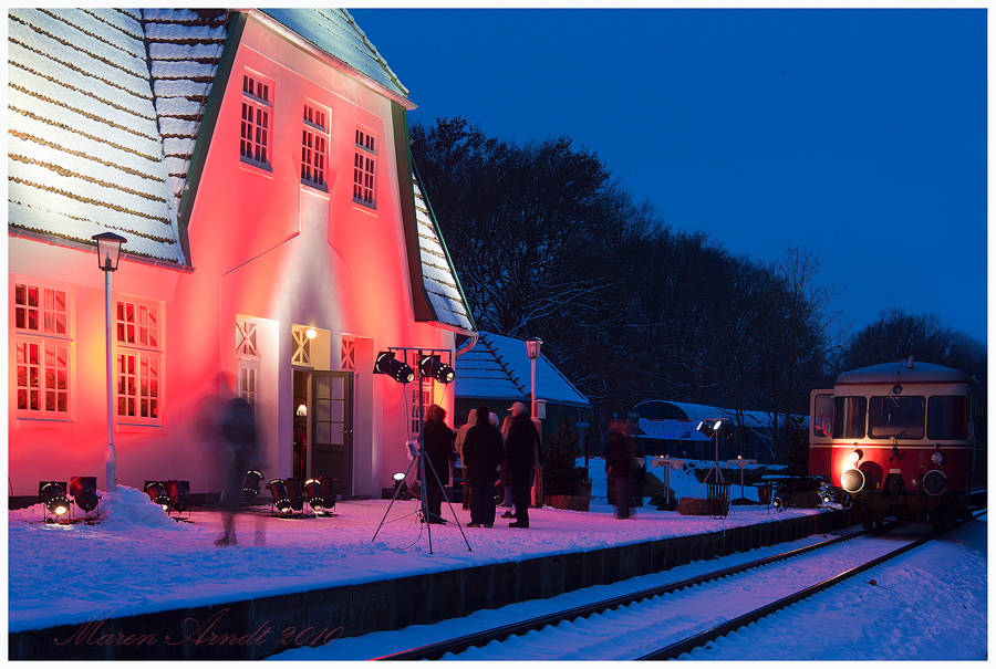 Worpsweder Bahnhof illuminiert