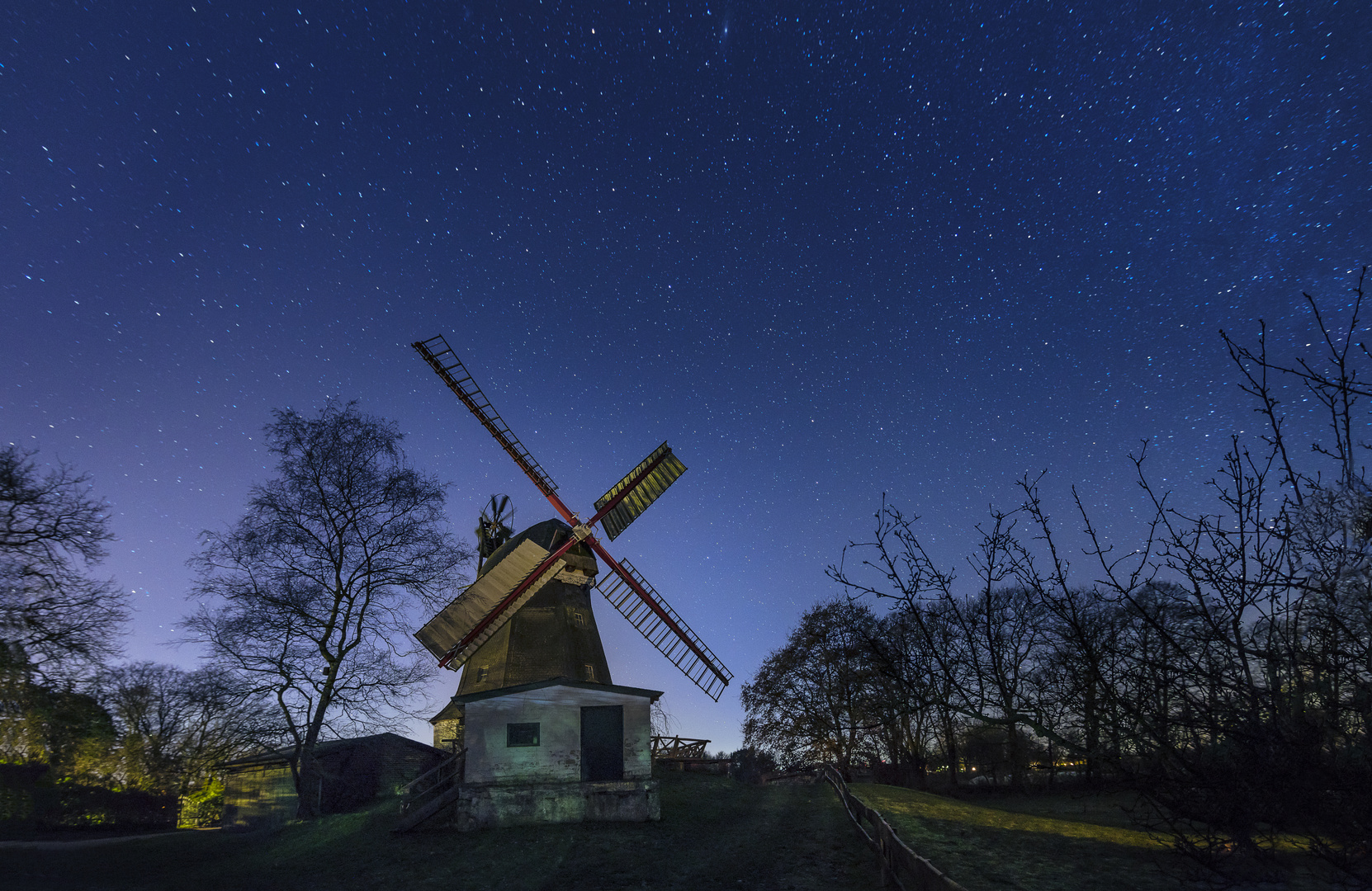 Worpsweder Mühle bei Nacht