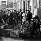 Wosstania Str., Offenverkauf der Gemüseartikel (Kartoffel), Kazan, 1984.