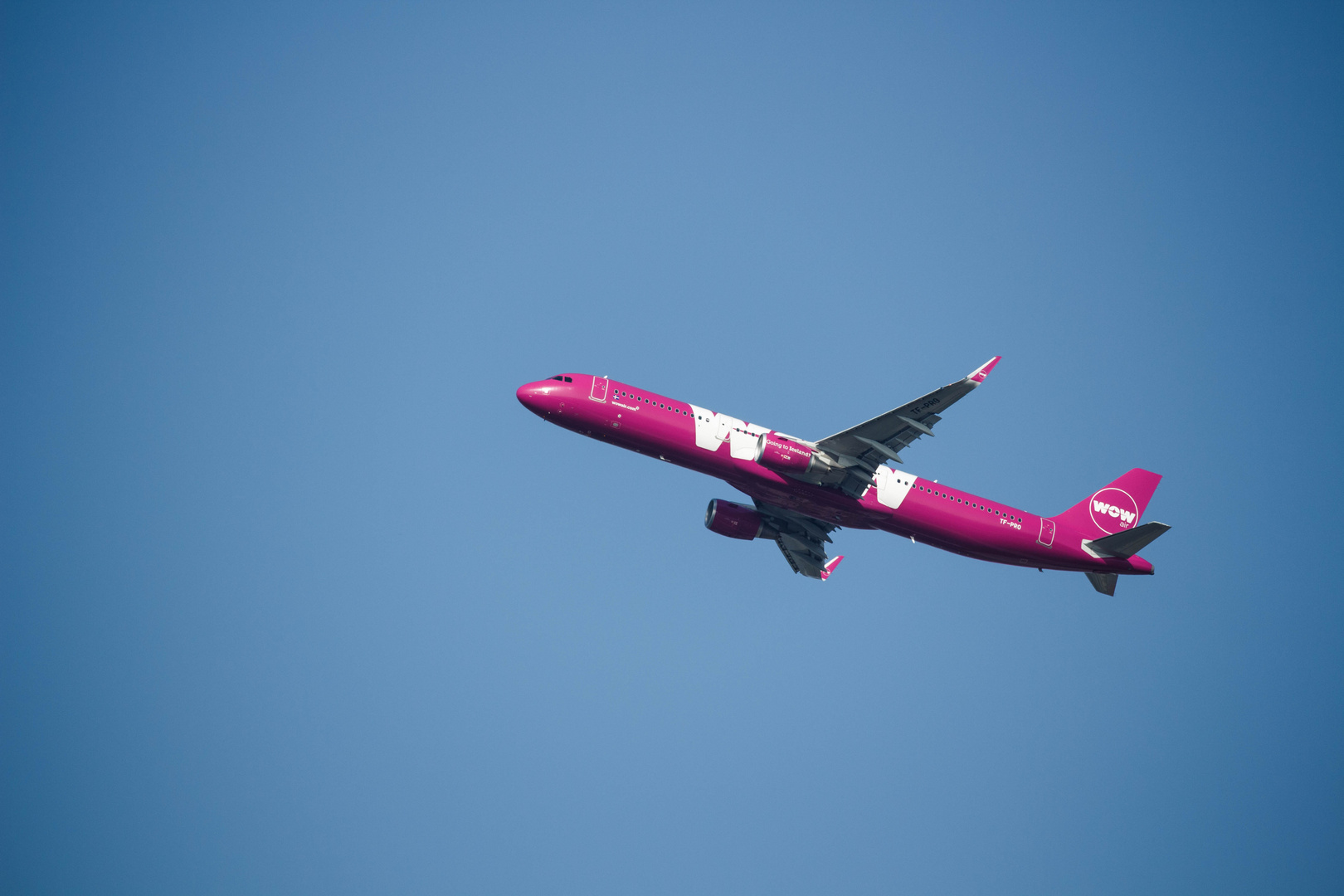 wow air TF-PRO