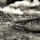 Wrack am Ende des Fjords in Sildpollnes / Norwegen