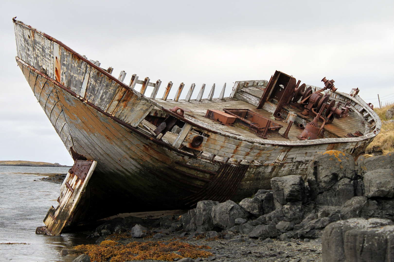 Wrack auf Insel Flatey