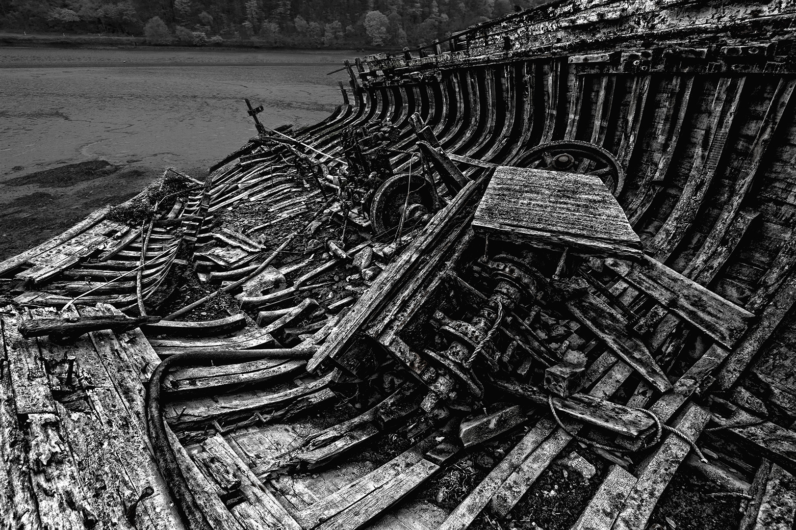 Wrack eines Fischerbootes in der Bretagne