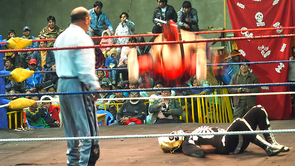 Wrestling in La Paz