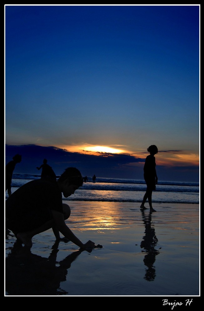 wrote ur name on sand...but waves wash it away....