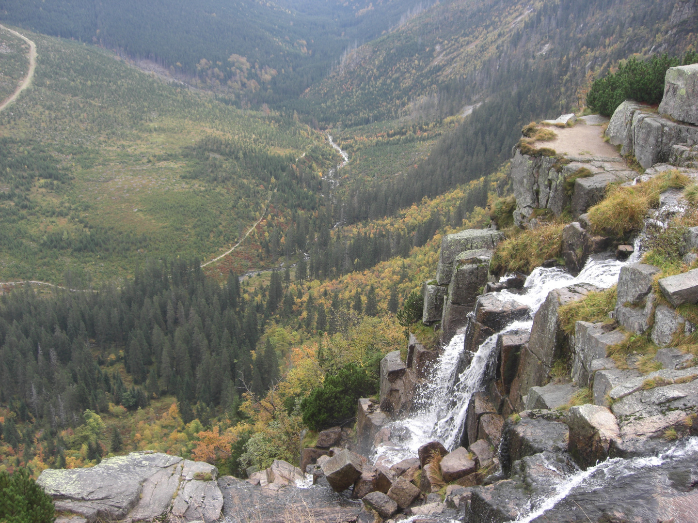 Wsserfall in den Bergen