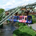 W'tal [424] Schwebebahn an der Wolkenburg