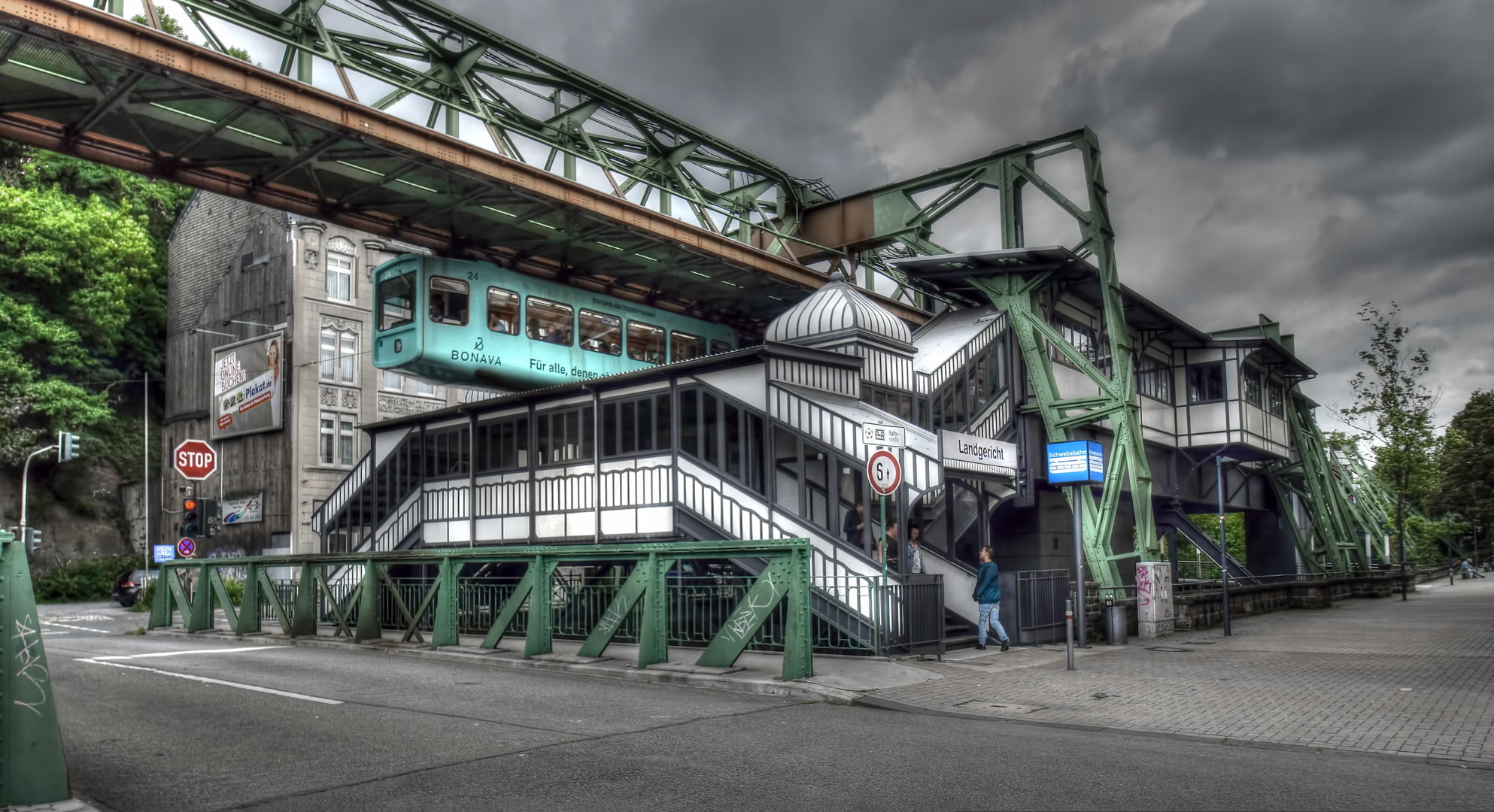 W'tal [853] Schwebebahn (110) Landgericht