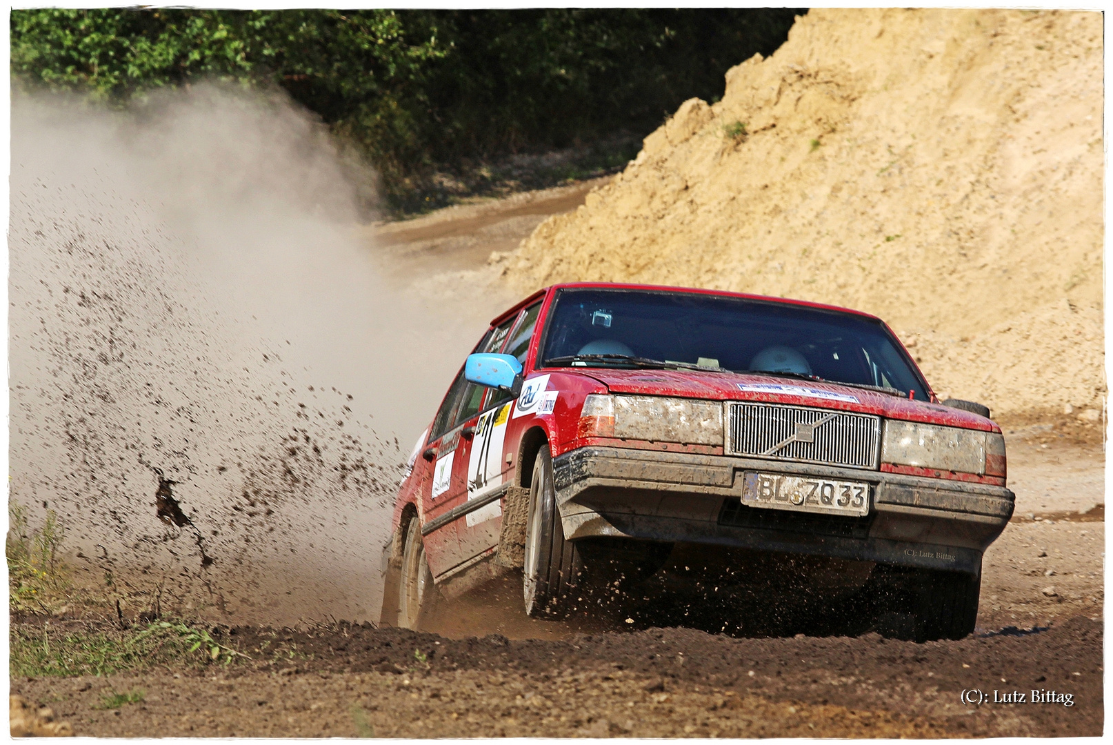 Wuchtbrumme Foto & Bild sport, rot, dynamik Bilder auf