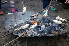 Würstchen am Stock