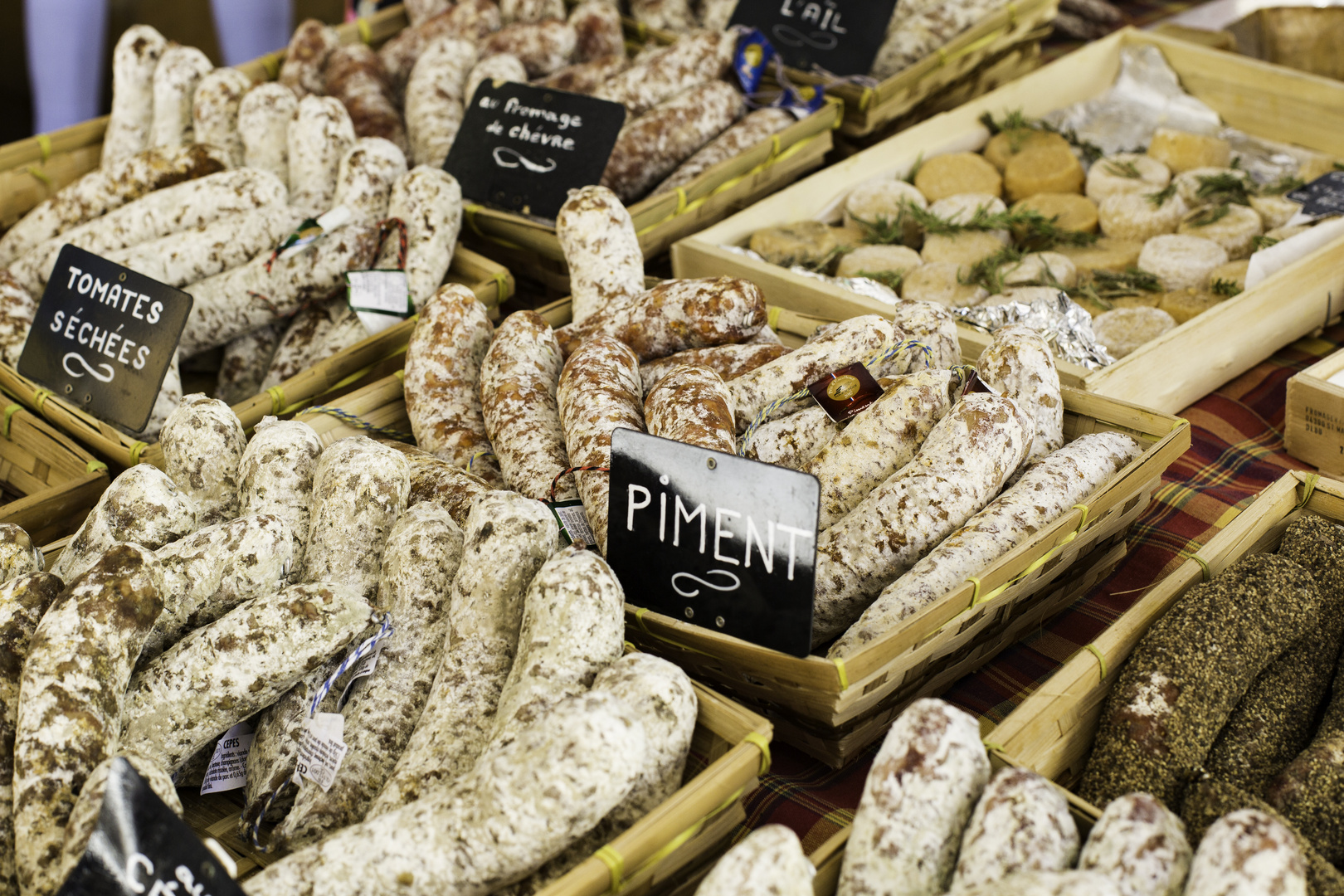 Würste auf dem Markt von Aix-en-Provence