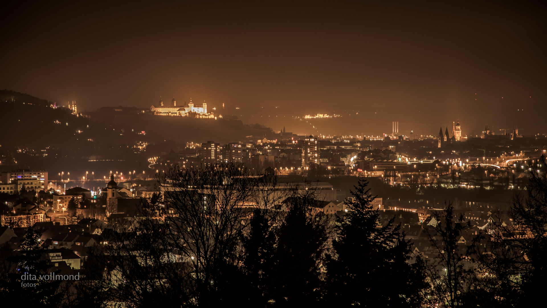 Würzburg bei Nacht