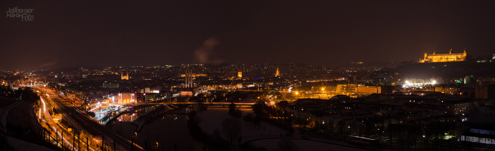 Würzburg bei Panorama bei Nacht