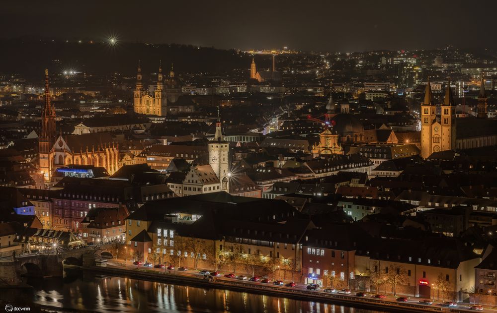 Würzburg - Stadt der Kirchen und Türme