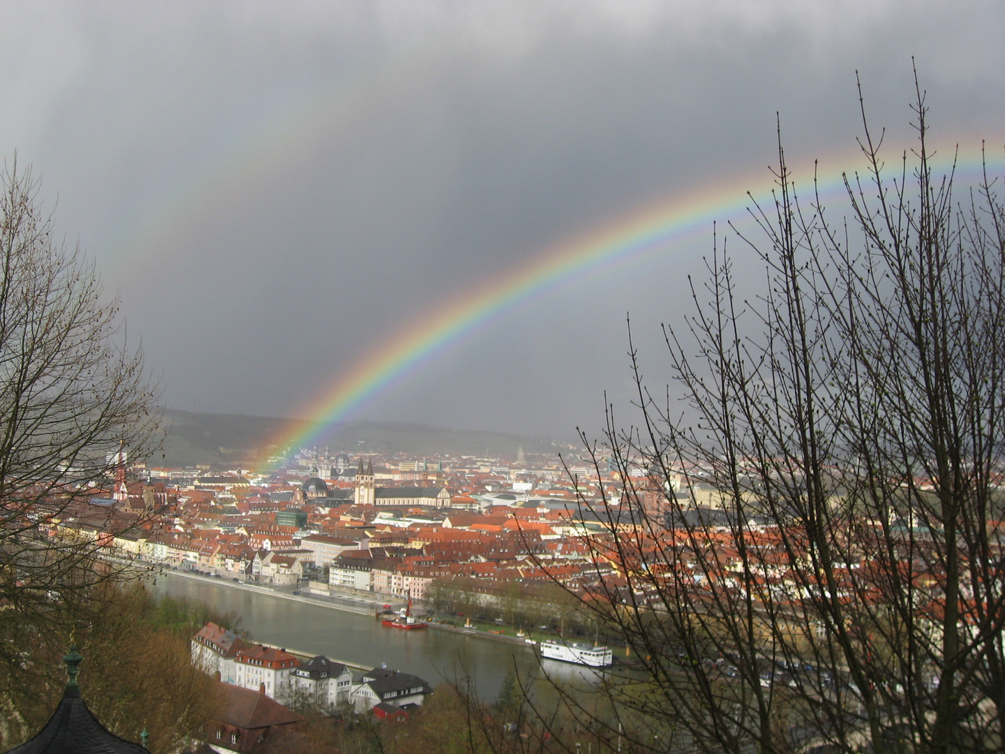 Würzburg unterm Regenbogen