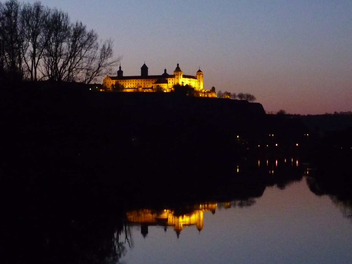 Würzburger Festung-Marienburg im Sonnenuntergang