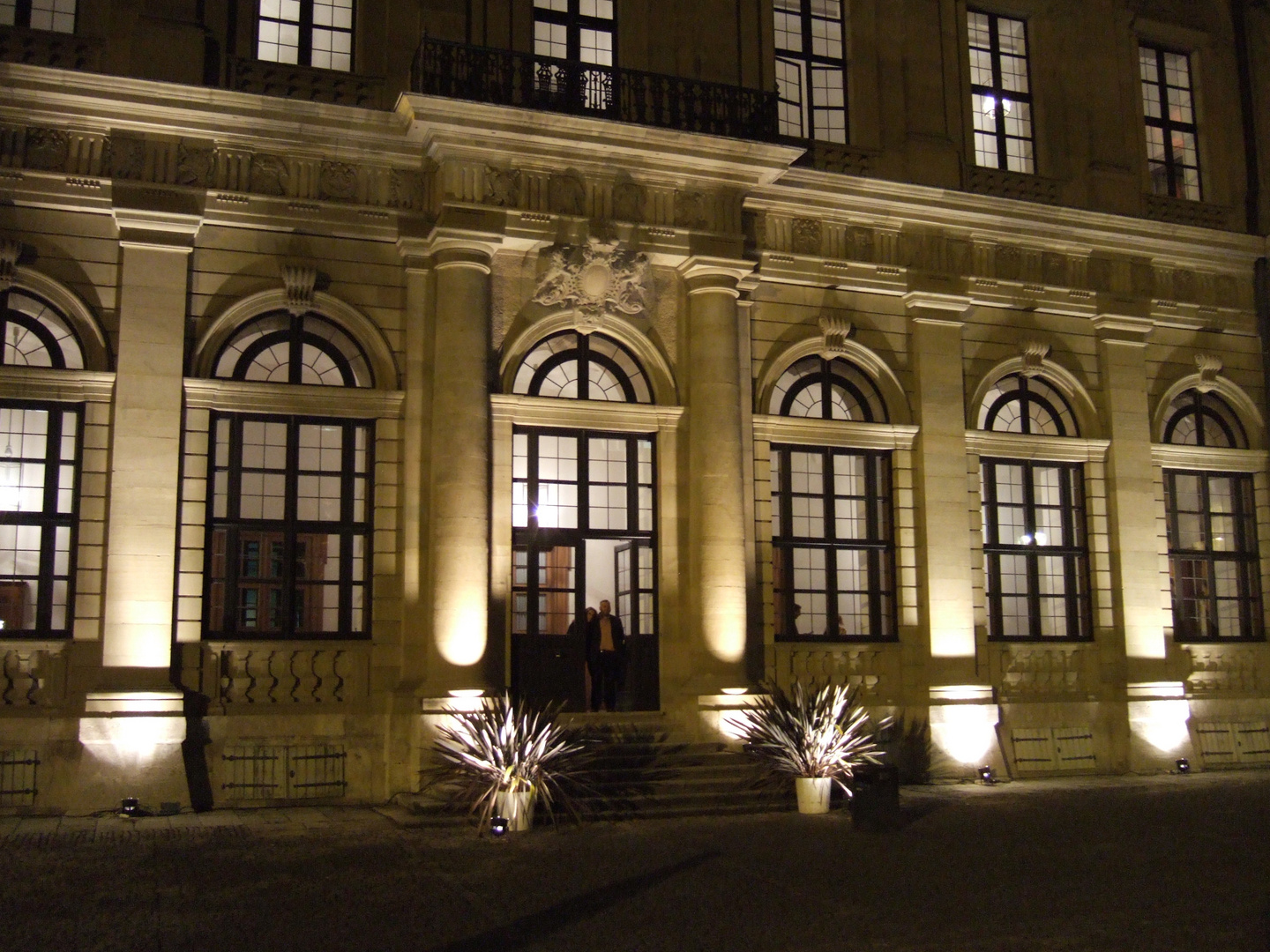 Würzburger Residenz bei Nacht