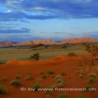 Wüste Namib mit Bergen