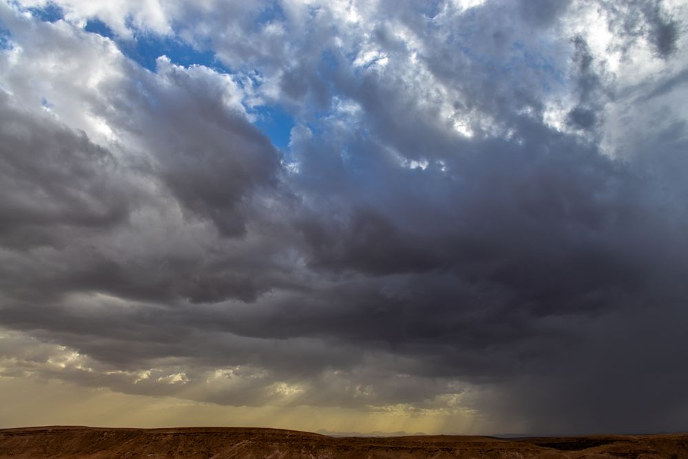 Wüstengewitter