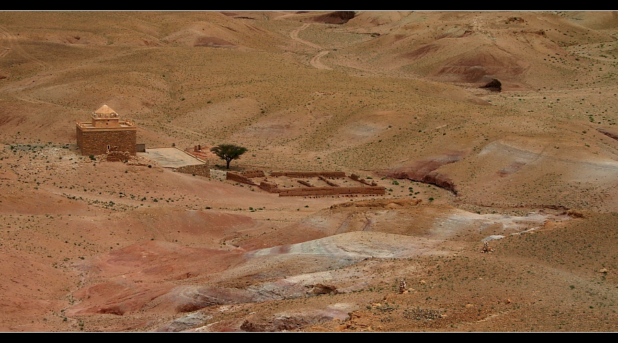 Wüstenlandschaft bei Ait Ben Haddou, Marokko