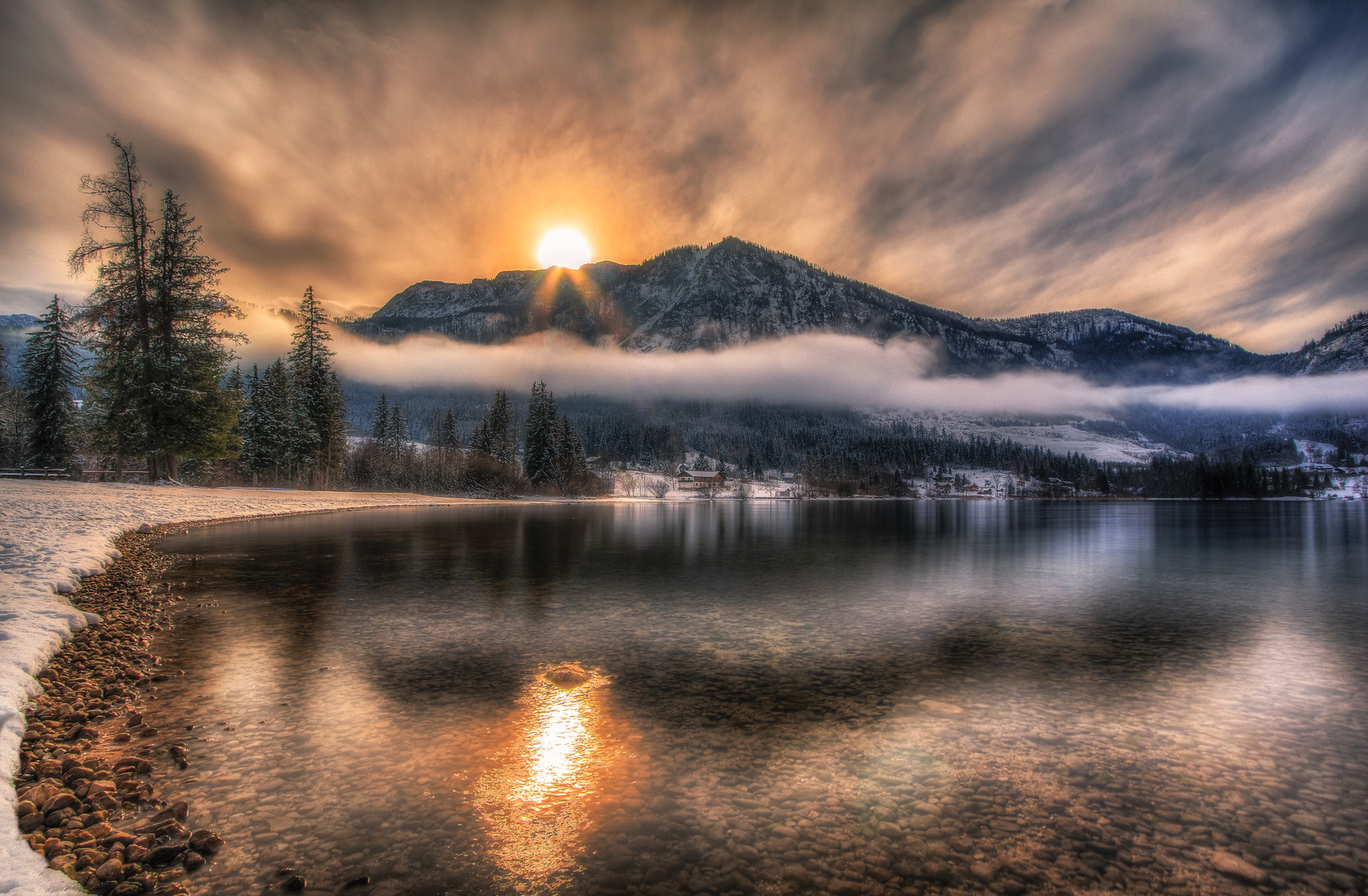 Wunderbare Lichtstimmung am Grundlsee