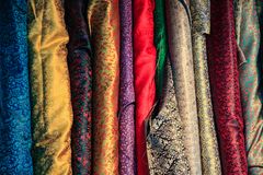 Wunderbare Seidenstoffe (Archivaufnahme 2009)