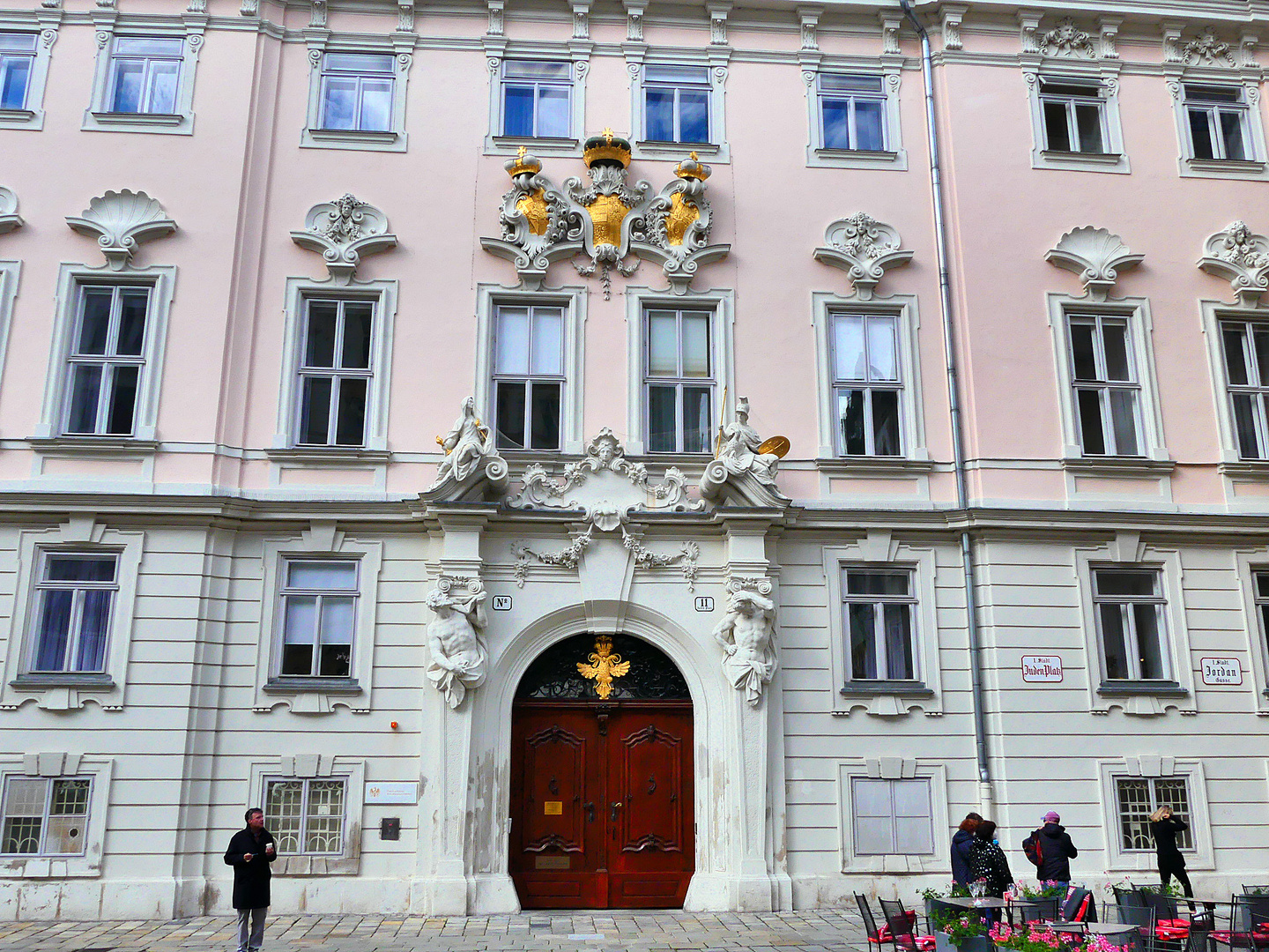 Wunderschöne Gebäude rund um den Stephansplatz