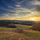 Wunderschöne Landschaft bei Sonnenuntergang