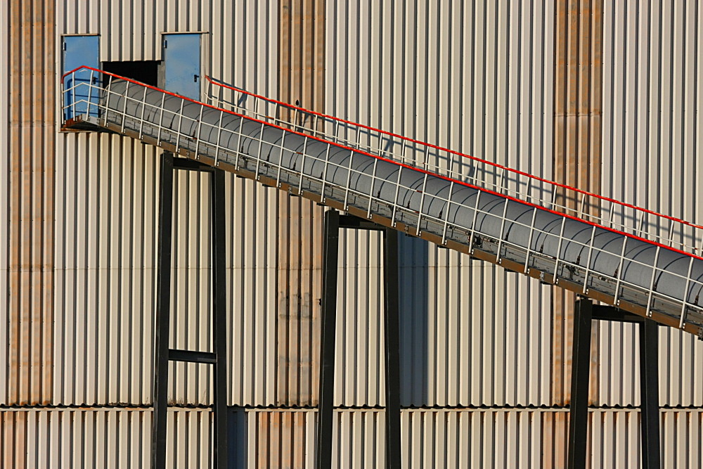 Wunderschöne Wellblechwand