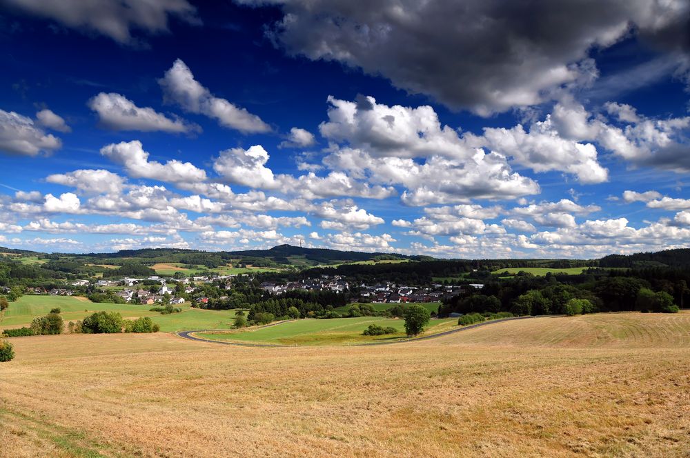 Wunderschöner Himmel über der Eifel